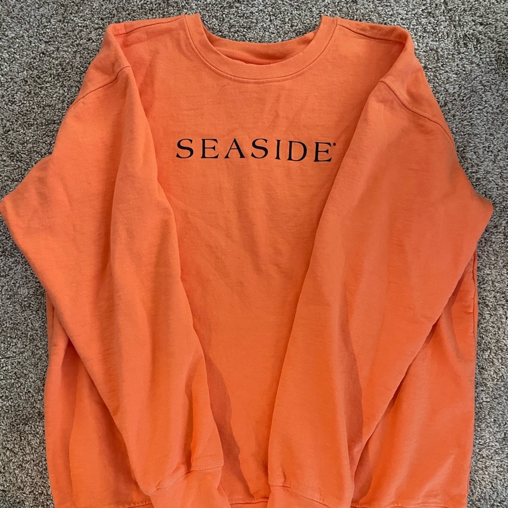 Seaside Style Crewneck